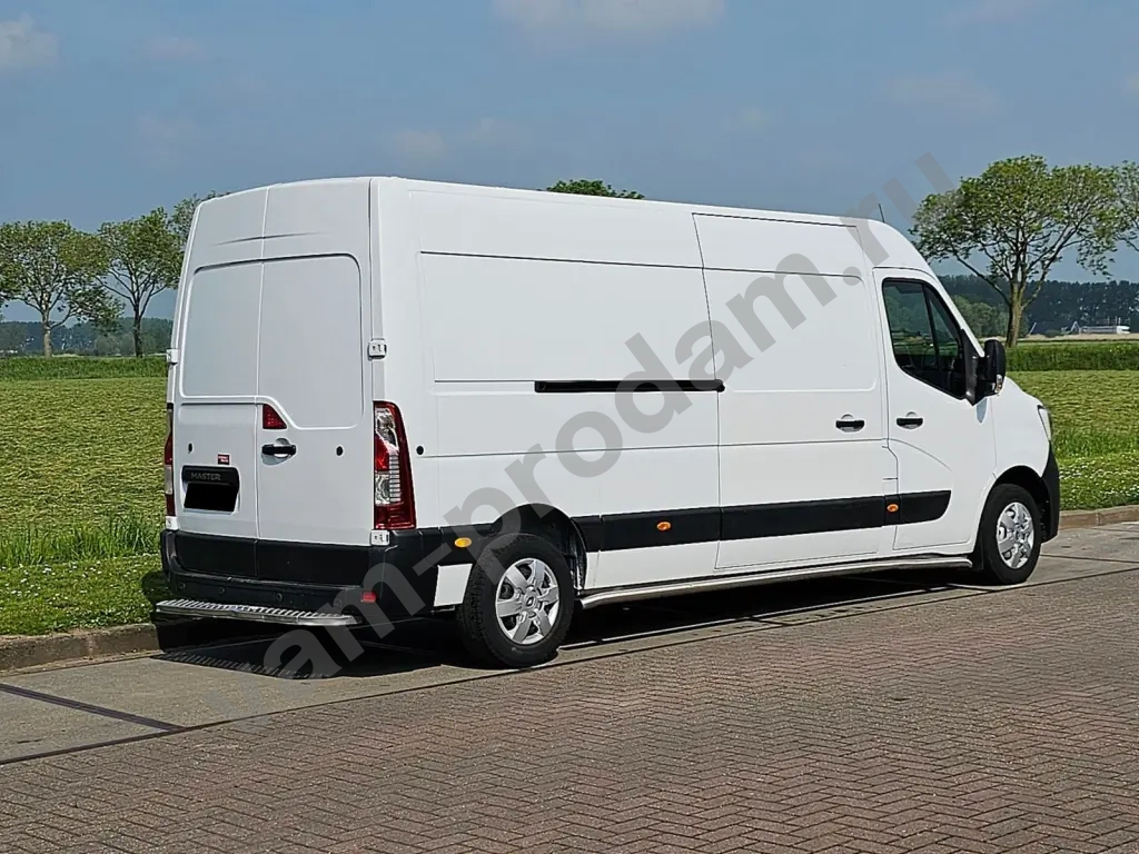 Аренда автомобиля Renault Master, высота: 2,1 м