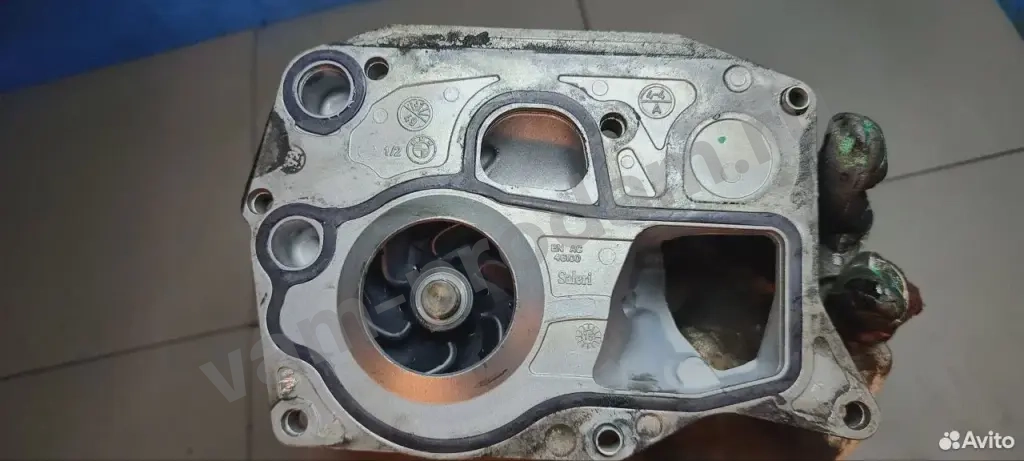 Помпа Bmw 5-Series F15 N57D30A 2014