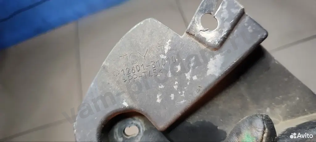 Крышка двигателя двс toyota