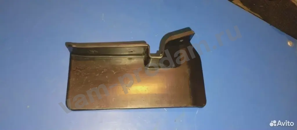 Кронштейн крепления бокового молдинга 87756-3W0