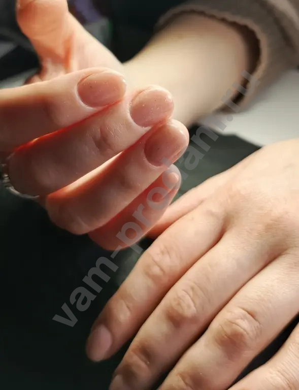 маникюр с покрытием гель лаком