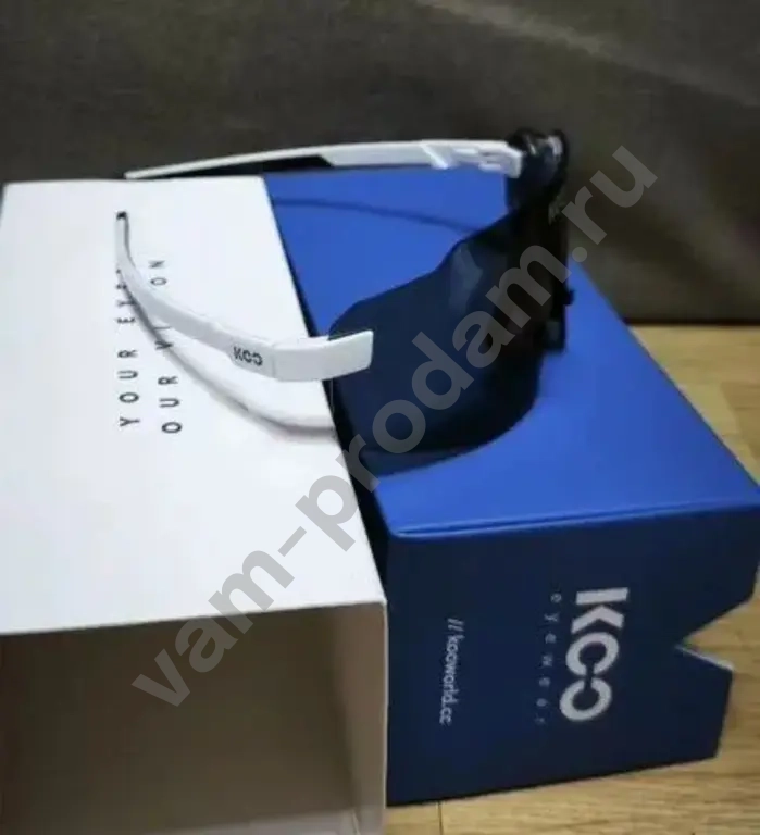 Очки новые спортивные солнцезащитные KOO