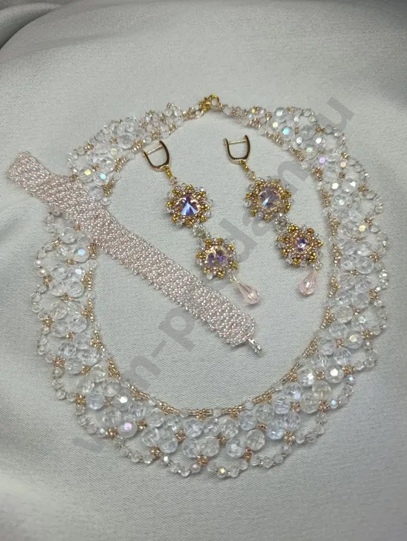 Украшения ручной работы