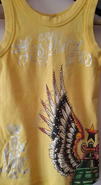 Яркая спортивная майка , со стразами стиль бренда Christian Audigier, новая, р S.