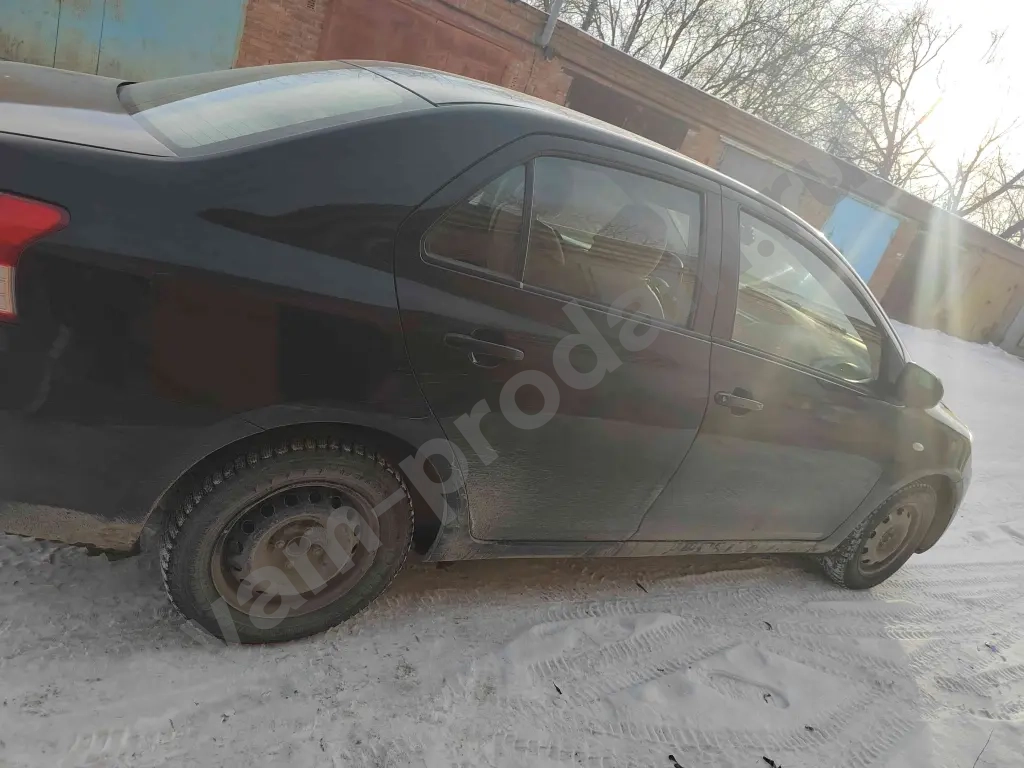 автомобиль Toyota