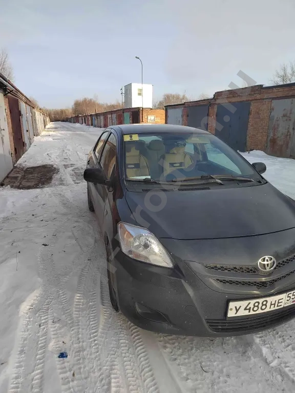 автомобиль Toyota