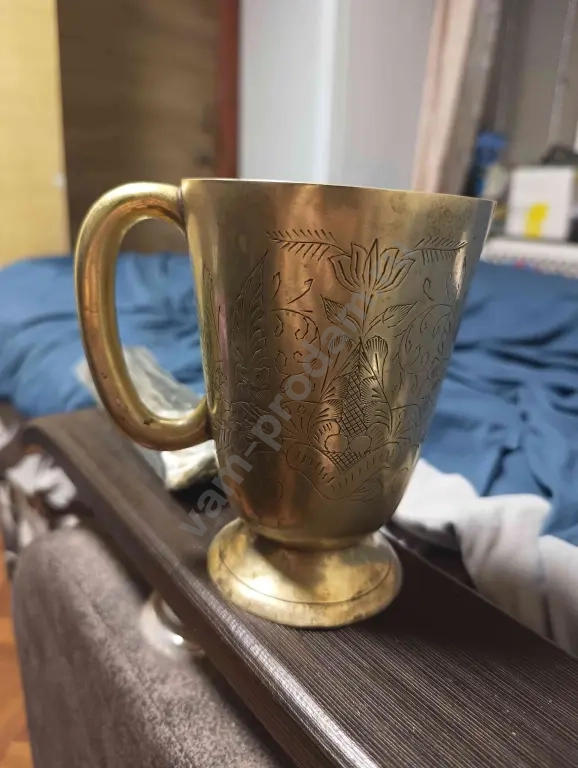 латунная пивная кружка