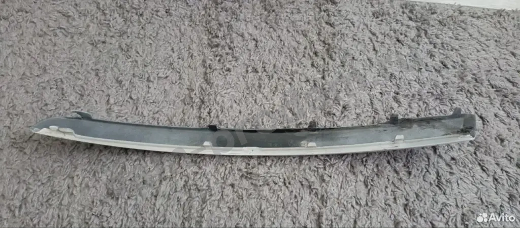 Накладка бампера передняя правая BMW 1 E81-87 2004