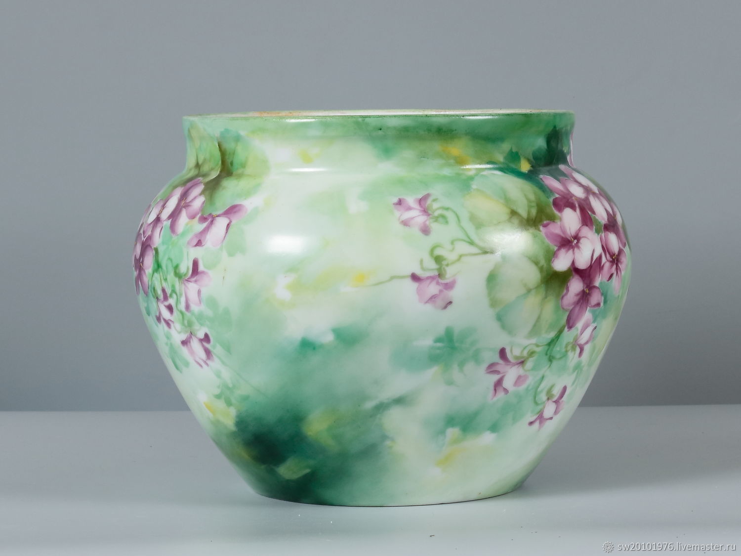 Винтаж: Старинное кашпо. France