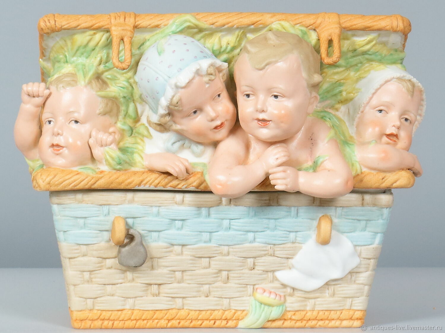 Винтаж: Старинная фарфоровая шкатулка. Heubach Германия