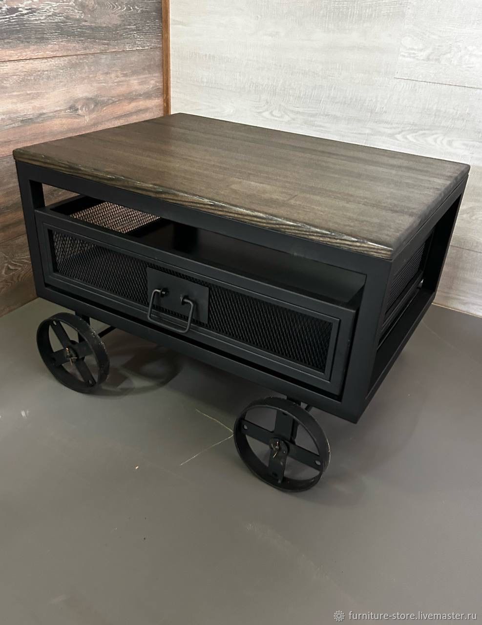 Столы: Журнальный стол в стиле лофт