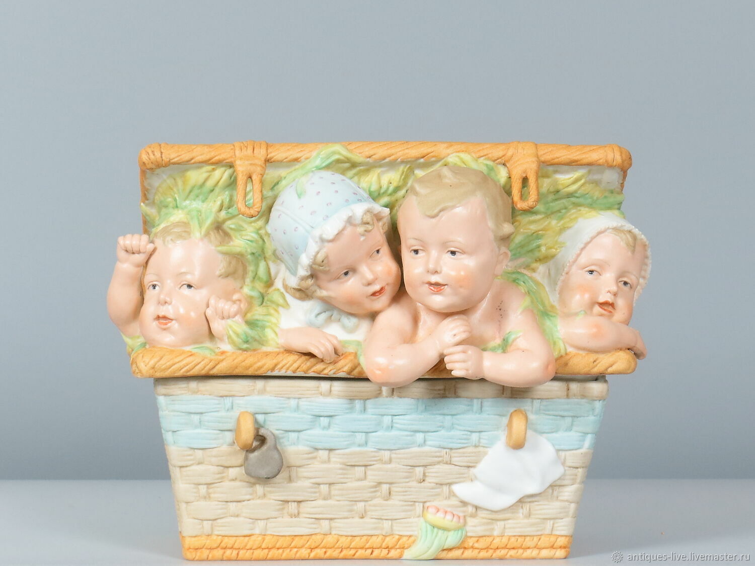 Винтаж: Старинная фарфоровая шкатулка. Heubach Германия