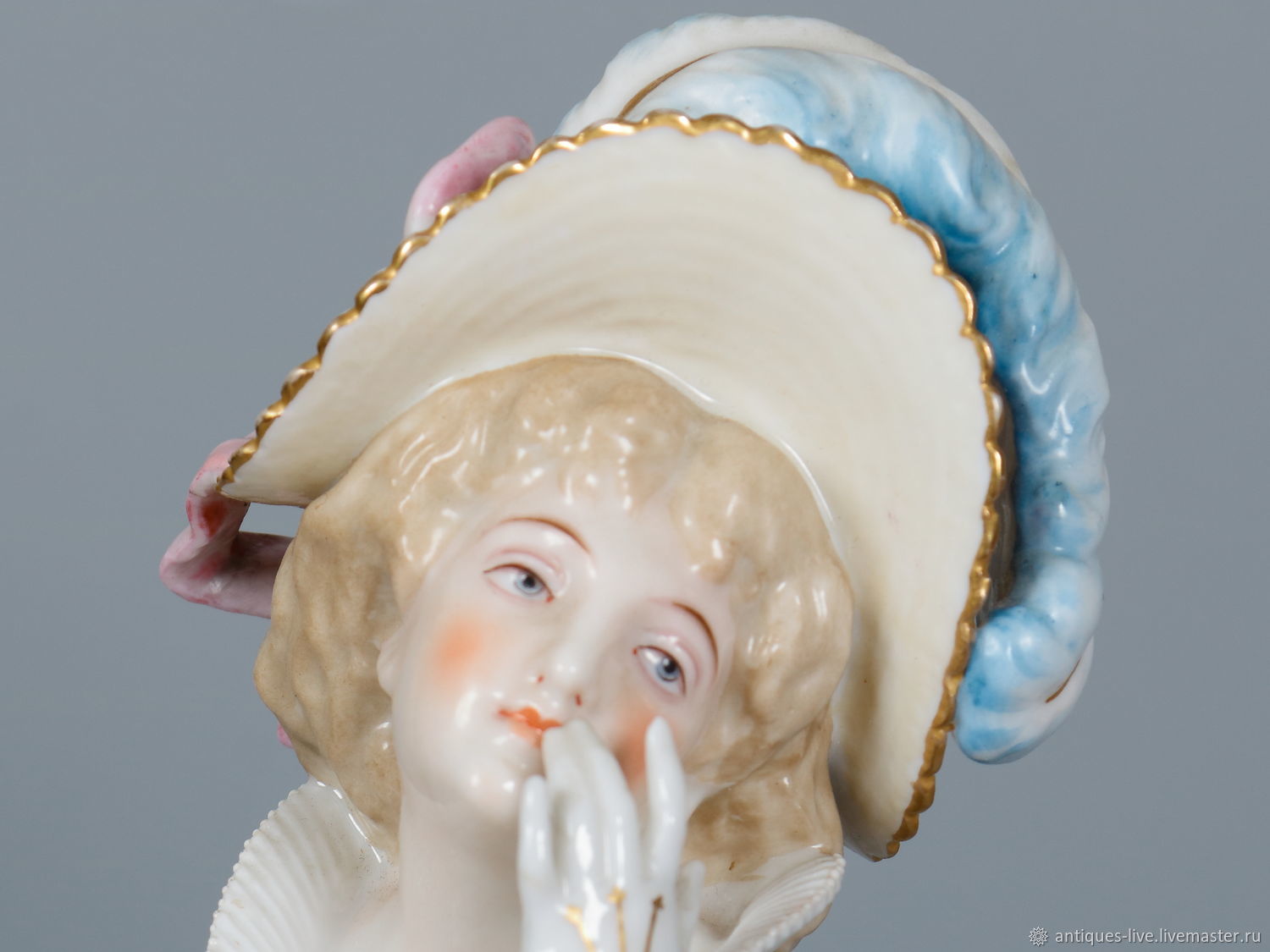 Винтаж: Старинная фарфоровая статуэтка. Франция