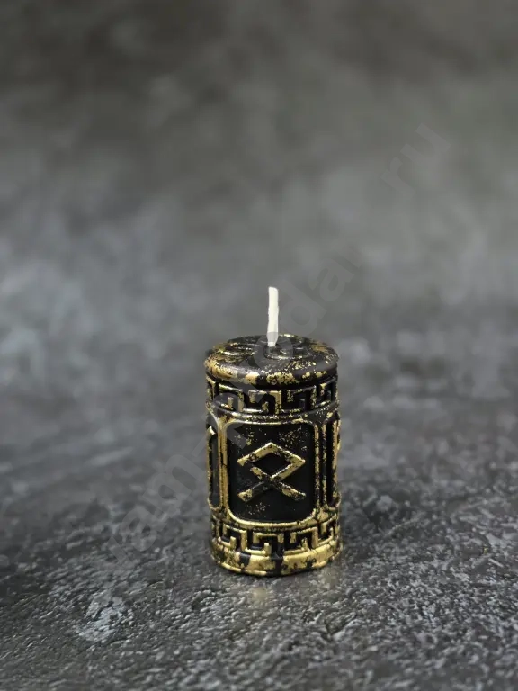 Свеча руническая