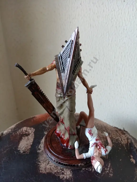 фигурка пирамидоголовый silent hill