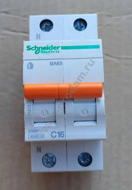 Автоматический выключатель Schneider c16A двуполюсной