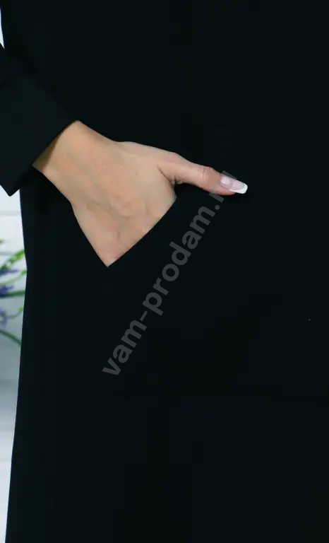 Женское спортивное платье из футера с капюшоном