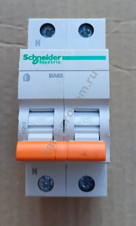 Автоматический выключатель Schneider c16A двуполюсной