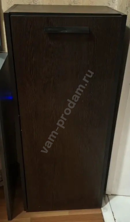 Шкаф распашной одностворчатый Модерн