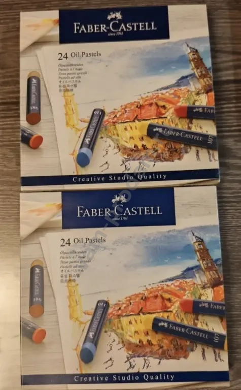 Пастель сухая Fаbеr-Саstеll 72 цвета и масляная пастель Faber-Castell 24 цвета.