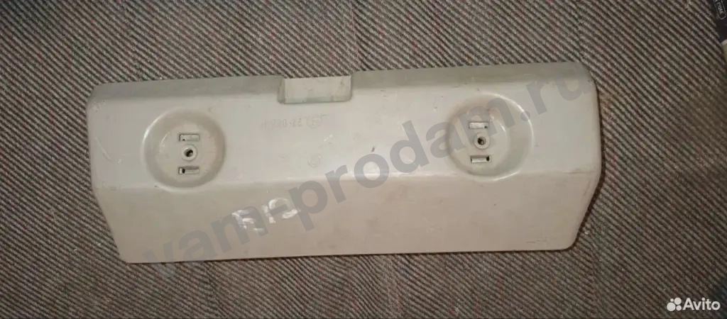 Кожух фонаря правого бмв е12