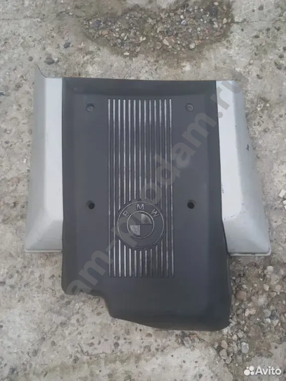 Накладка моторного отсека