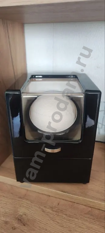 Виндер Шкатулка для часов Черный Рояльный лак