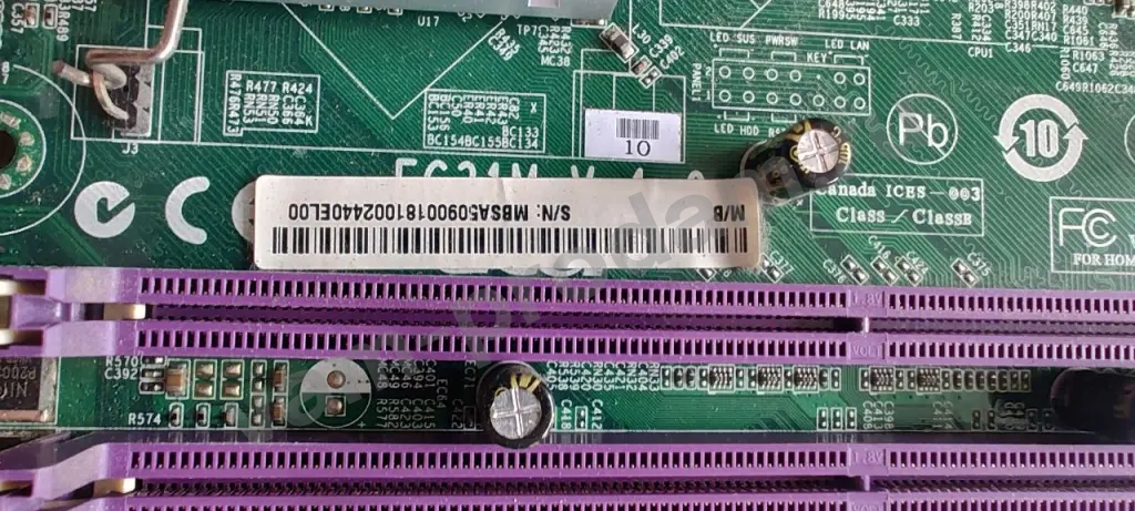 Материнская плата 775