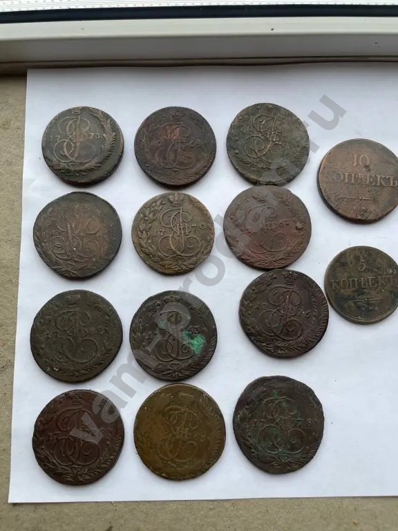 монеты и банкноты