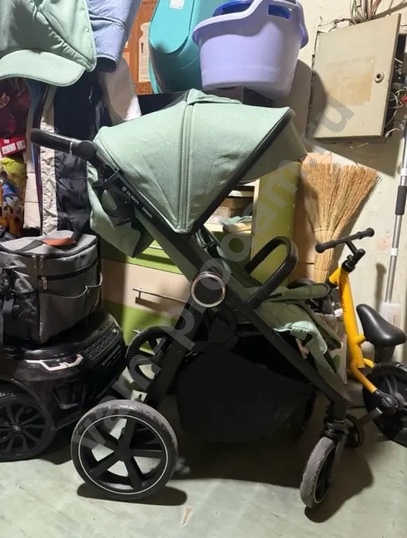 прогулочная коляска