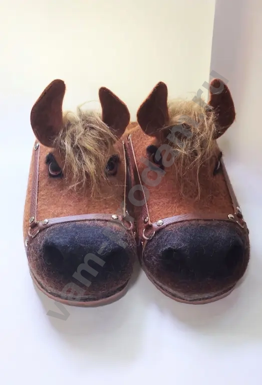 Валяные тапочки кони Ручная работа