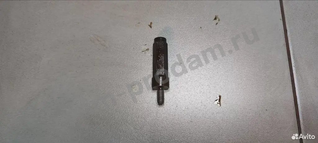 Шпилька Bmw X5 E70 N52B30 2007