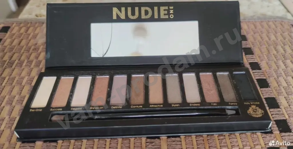 Палетка теней для век Viva la Diva Nudie