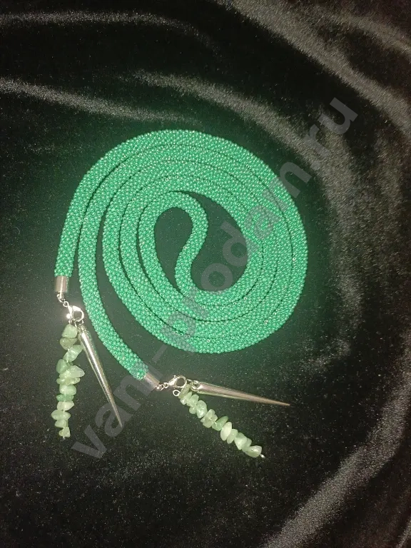 украшение из бисера лариат