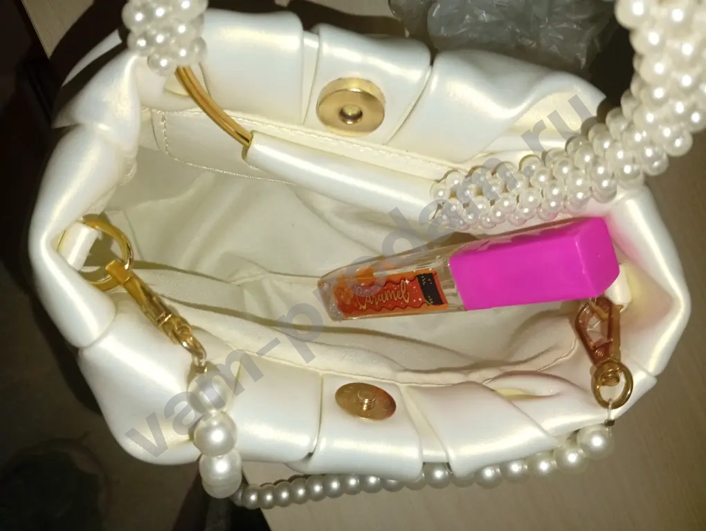 Маленькая вечерняя сумка