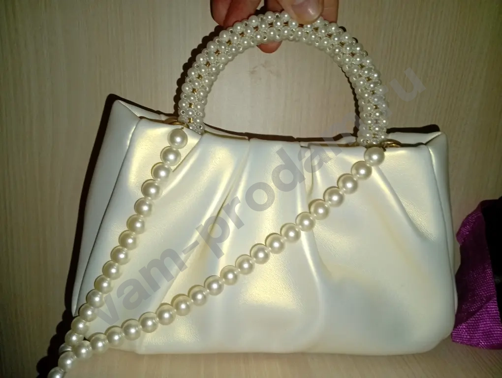 Маленькая вечерняя сумка