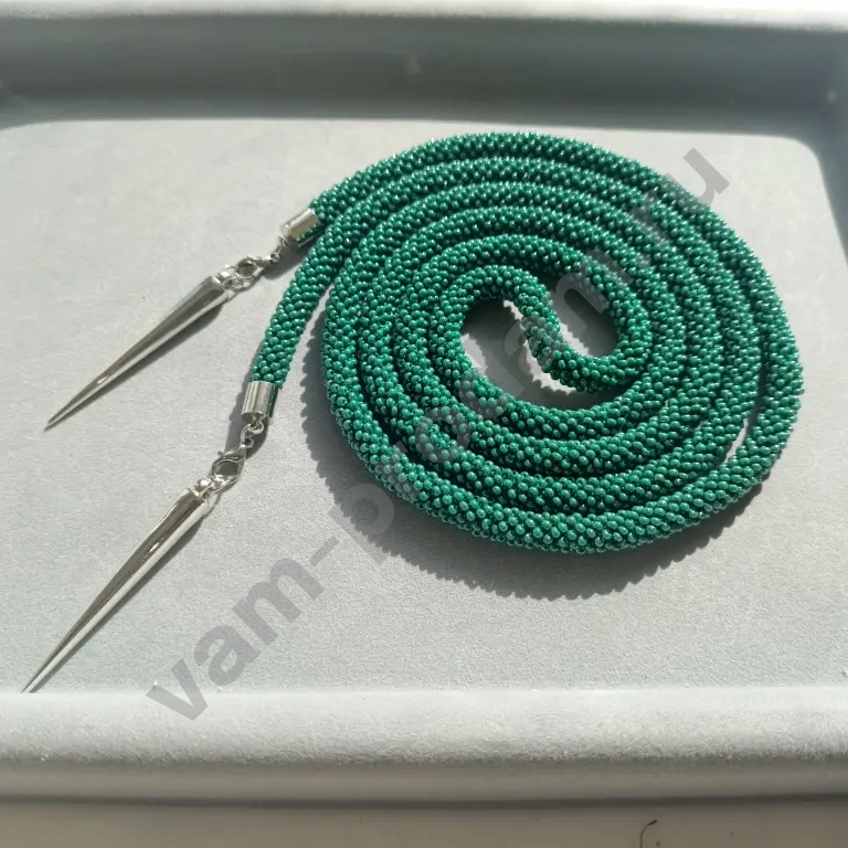 украшение из бисера лариат