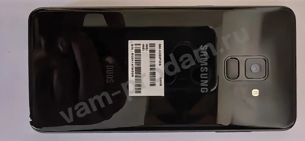 смартфон Samsung a 8