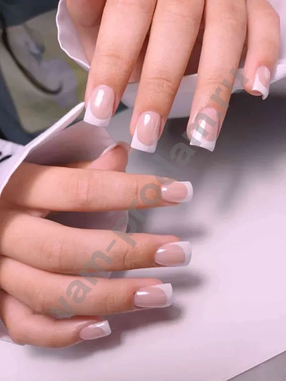 мастер маникюра