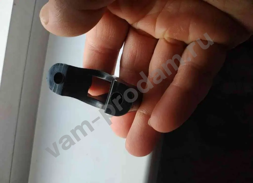 петля подвески новая оригинал Husqvarna 125/128