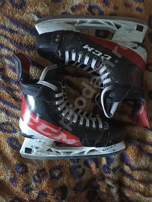хоккейные коньки CCM Jetspeed ft 4 pro.