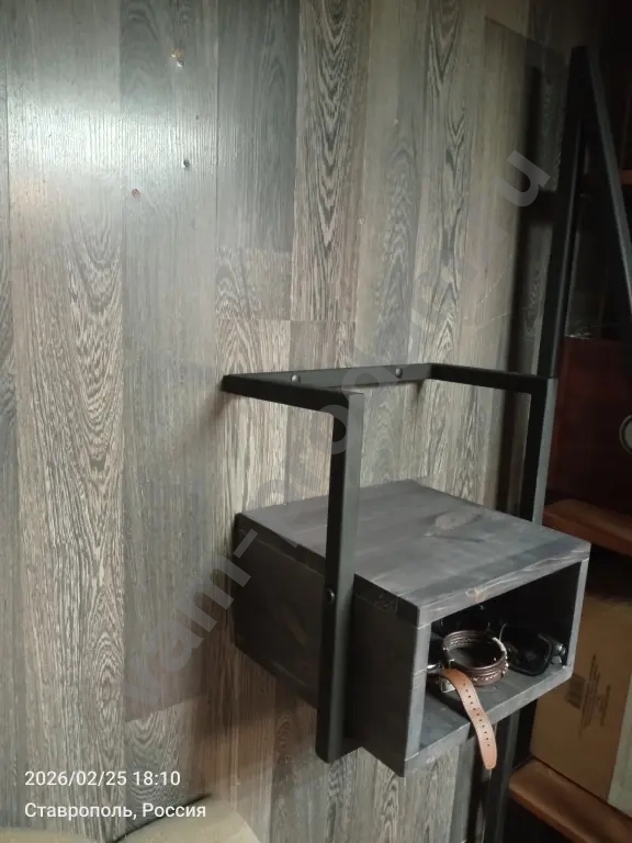 полка настенная