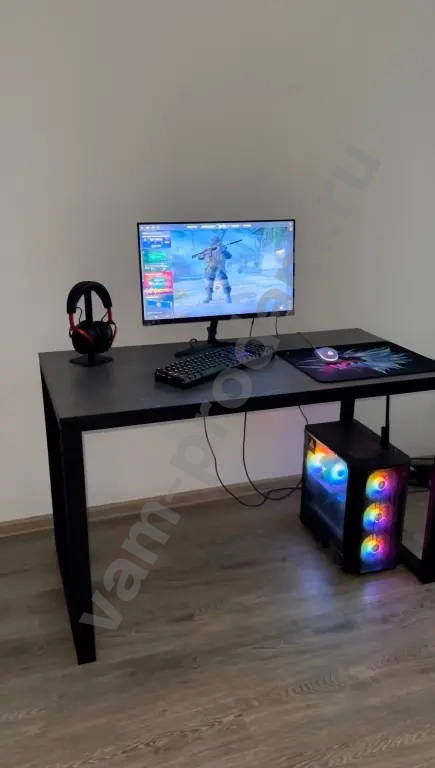 Компьютерный стол в наличии лофт