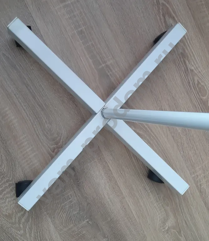 Лампа-лупа с подсветкой 8-ми кратная на струбцине + штатив для лампы-лупы