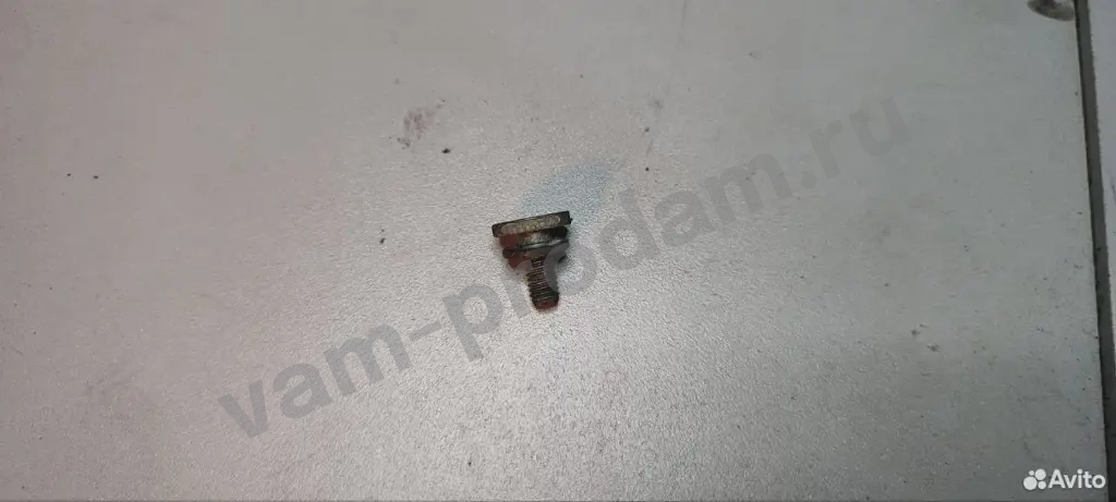 Решетка радиатора Nissan Primera P11