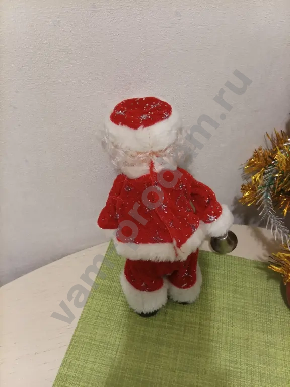 Санта Клаус музыкальный и новогодние аксессуары