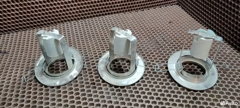 Светильник потолочный точечный бу