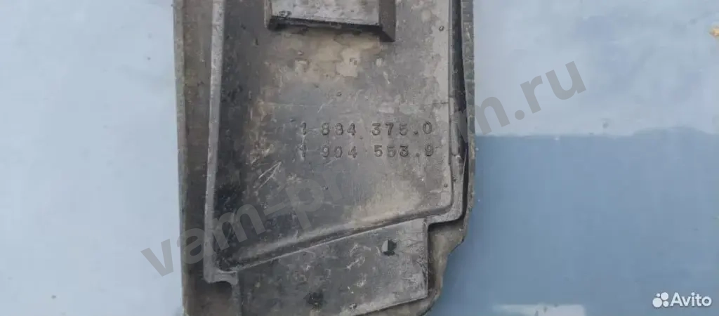 Обшивка стойки BMW E30 Перед