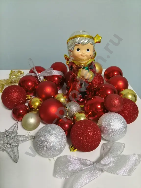Декоративный ангел фарфор 17 см,елочные шары,маска