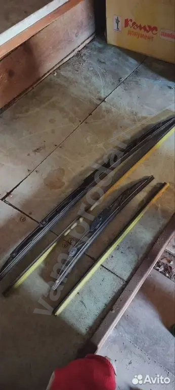 Щетки стеклоочистителя Тойота